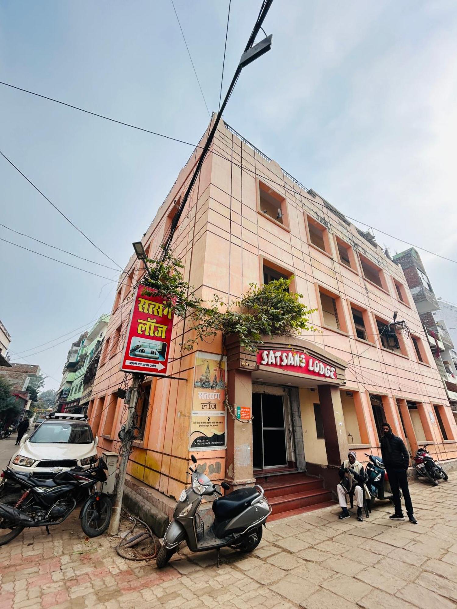 Satsang Lodge 바라나시 외부 사진